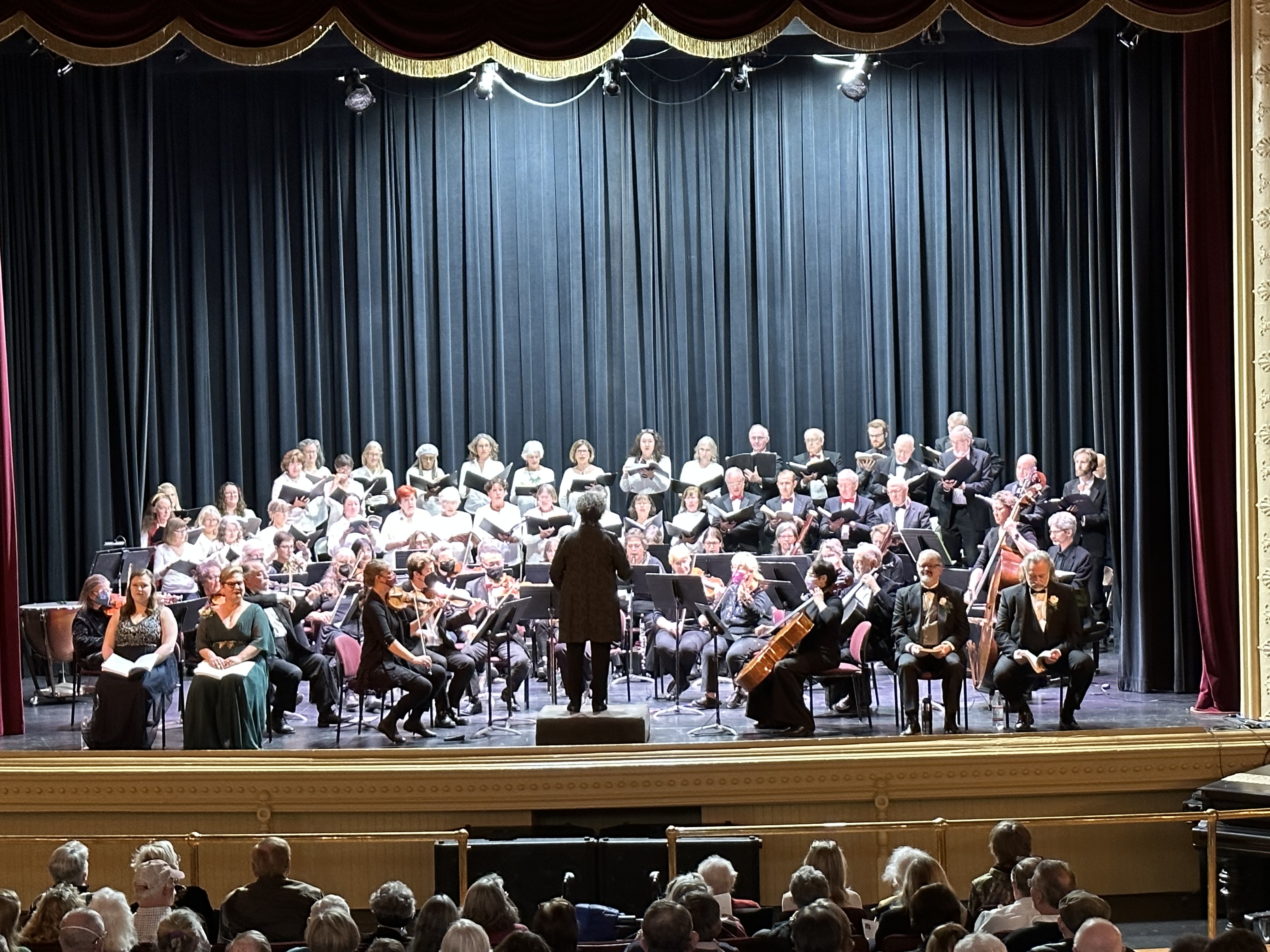 Vermont Philharmonic & Chorus performing Messiah in December 2022