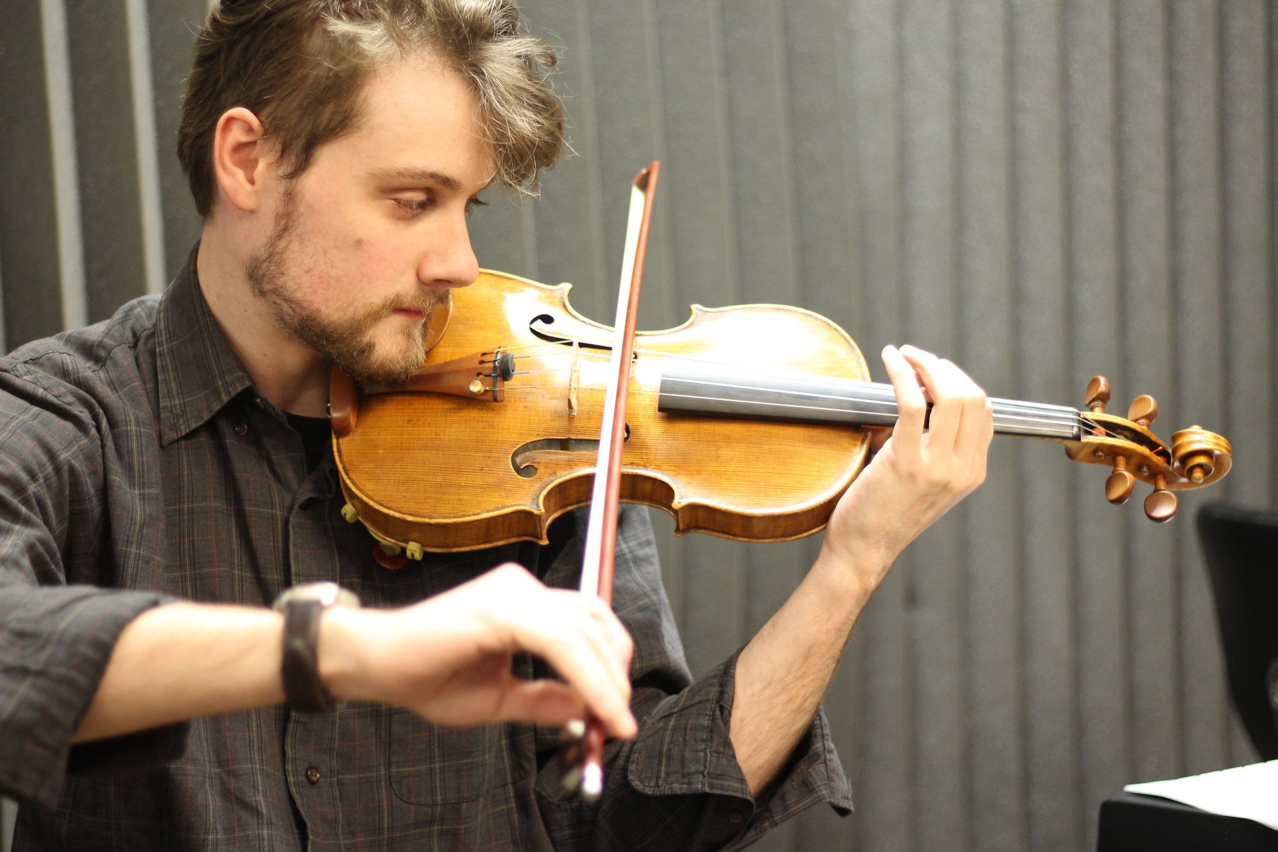 Chris Stork, violin