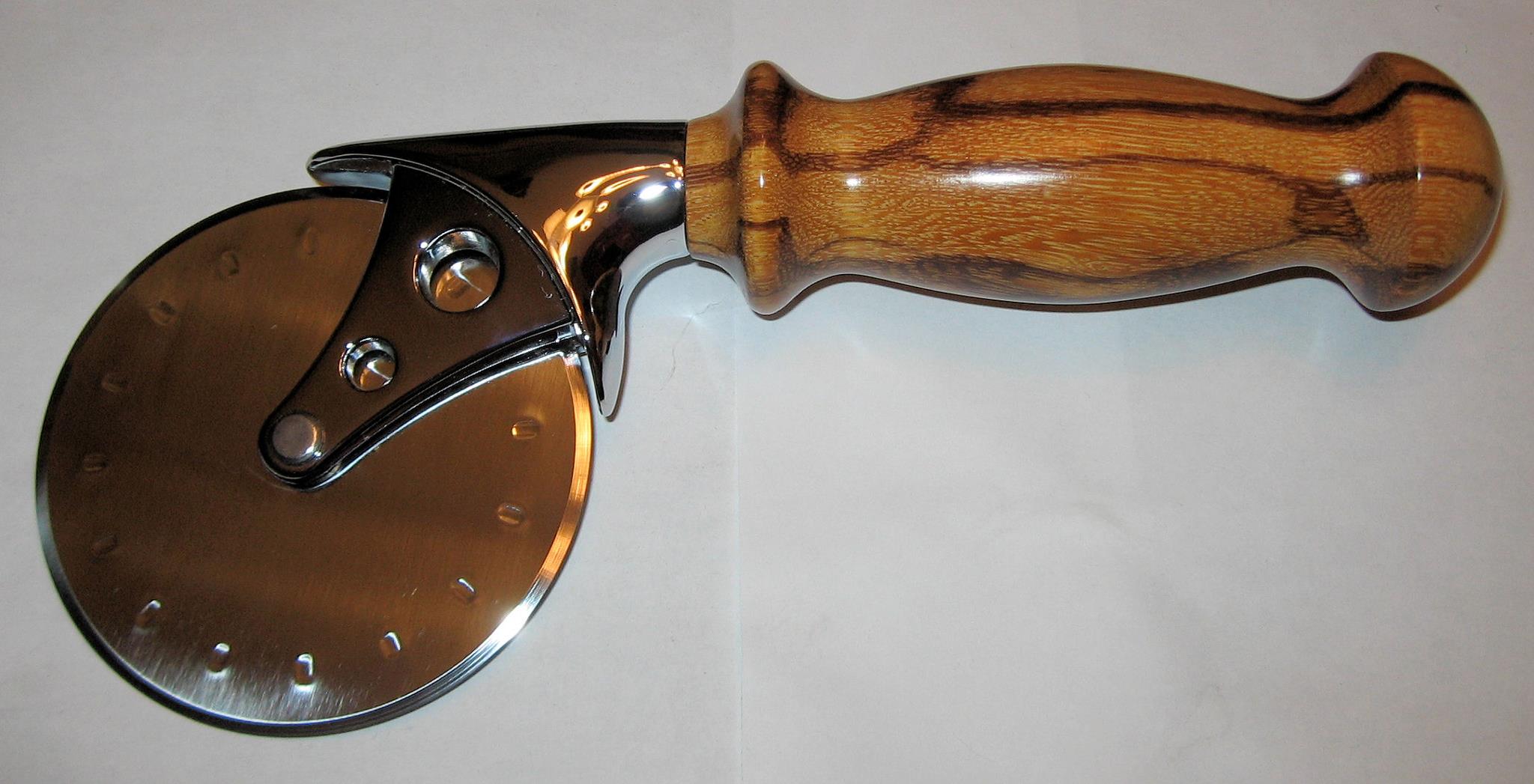 Marblewood. Weighs 2 pounds. Home defense model.