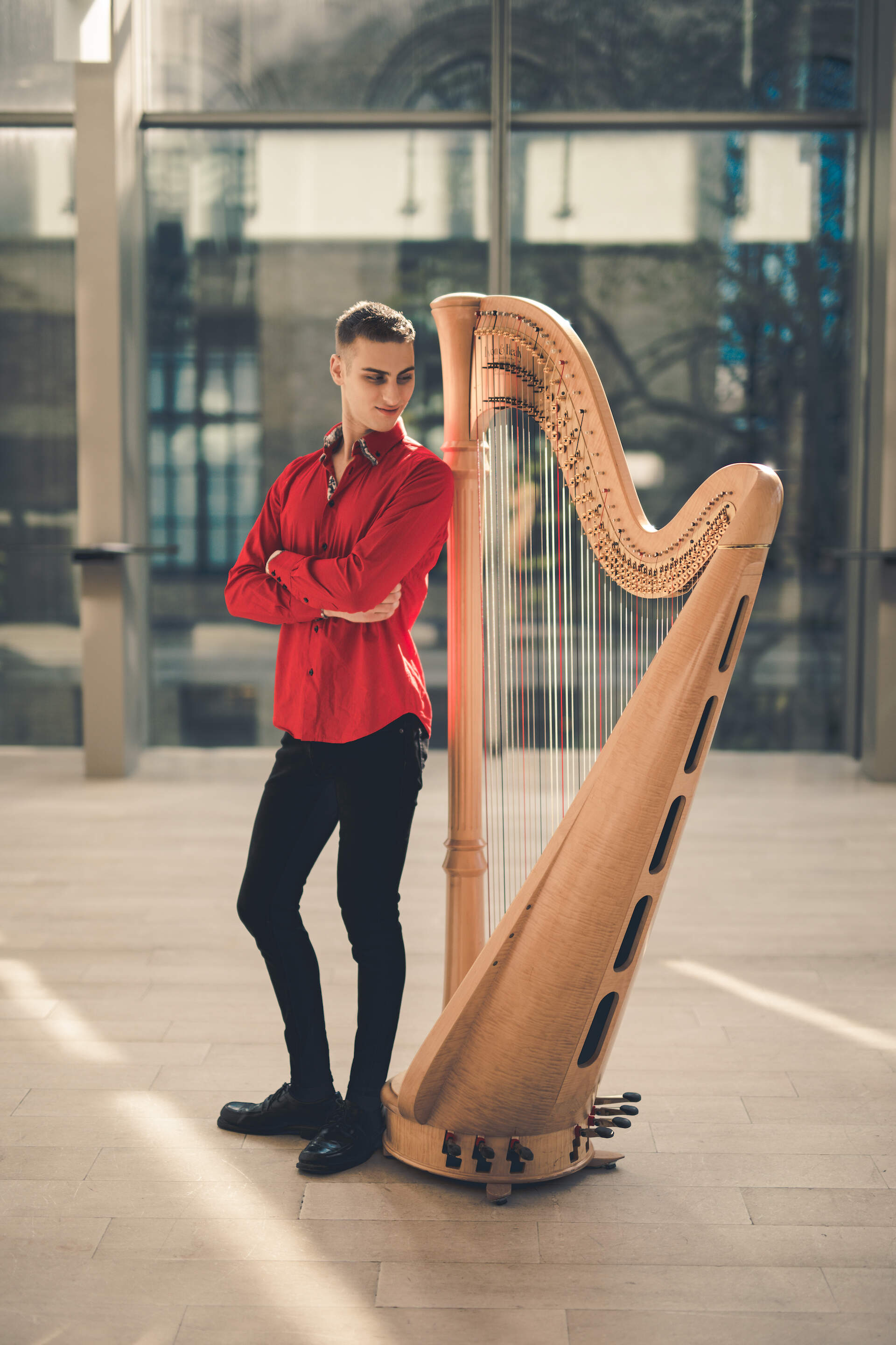 Benjamin Albertson, harp