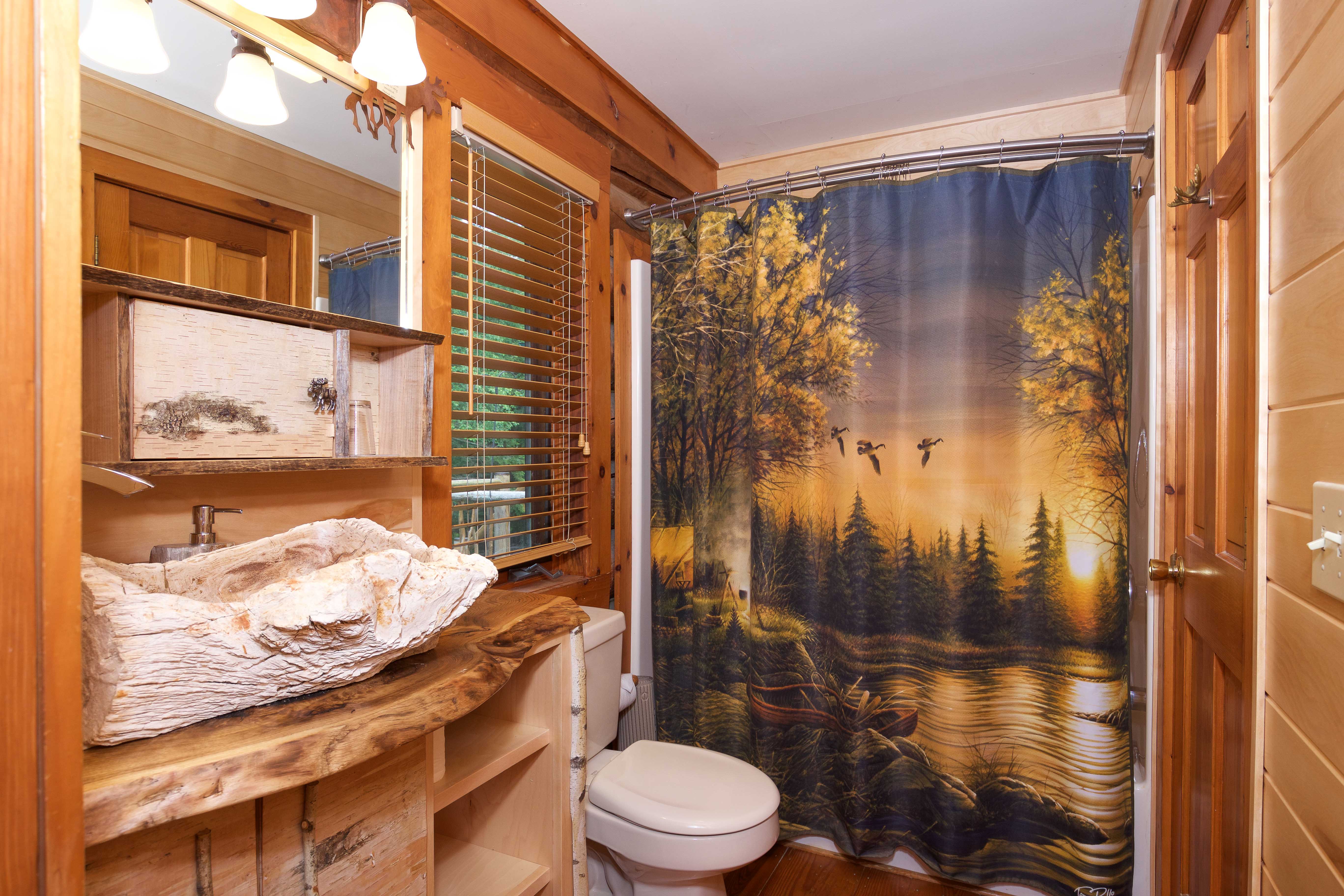 Duck Room bathroom at Moose Meadow Lodge